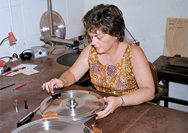 Manufacturing of the Golden Record