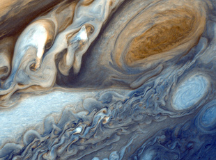 Voyager 1 photo of Jupiter's Great Red Spot, NASA photo Source: Galleries of Images Voyager Took (NASA/JPL) inlineImg310x230_greatspot.jpg